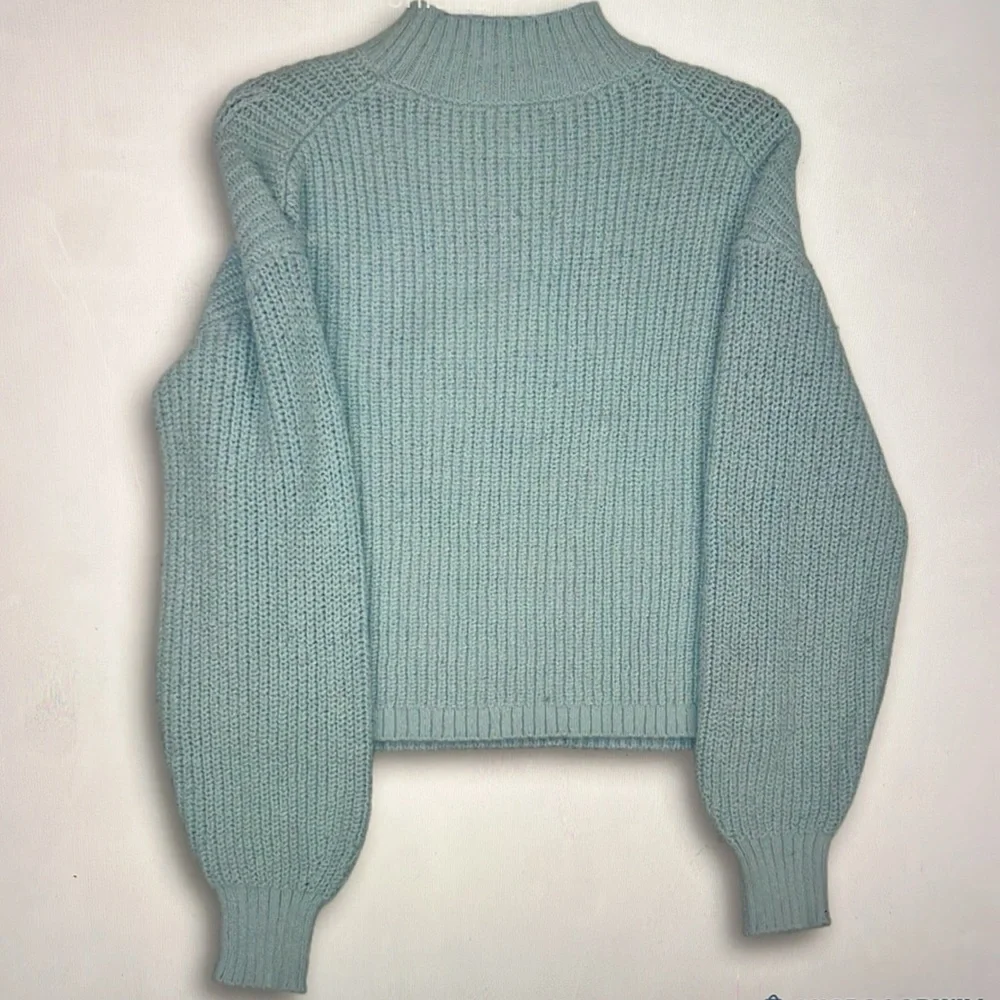 Medium J. Crew light blue pullover sweater - Picture 2 of 4